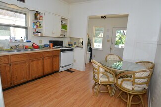 Plus de détails pour 313 Augusta Ave, Dekalb, IL - Logement à vendre