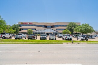 Plus de détails pour 2828 E Trinity Mills Rd, Carrollton, TX - Bureau à vendre