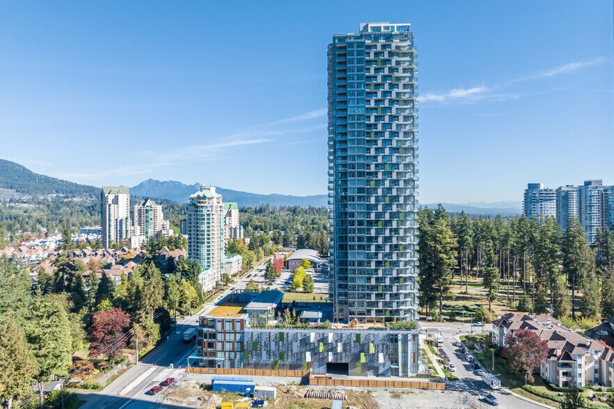 1182 Westwood St, Coquitlam, BC à louer - Photo de l’immeuble – Image 2 sur 5