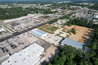2004 N Frazier St, Conroe, TX à louer Photo intérieure– Image 1 sur 7