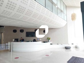 Bureau dans Guyancourt à louer Photo intérieure– Image 2 sur 7