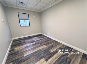 2300 SE Monterey Rd, Stuart, FL à louer Photo intérieure– Image 1 sur 1