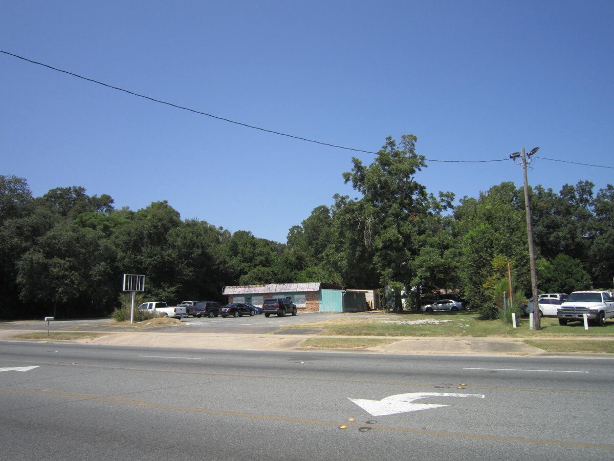 412 Beverly Pkwy, Pensacola, FL à vendre Photo principale– Image 1 sur 7