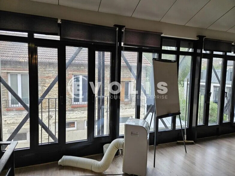 Bureau dans Arcueil à louer - Photo de l’immeuble – Image 3 sur 15