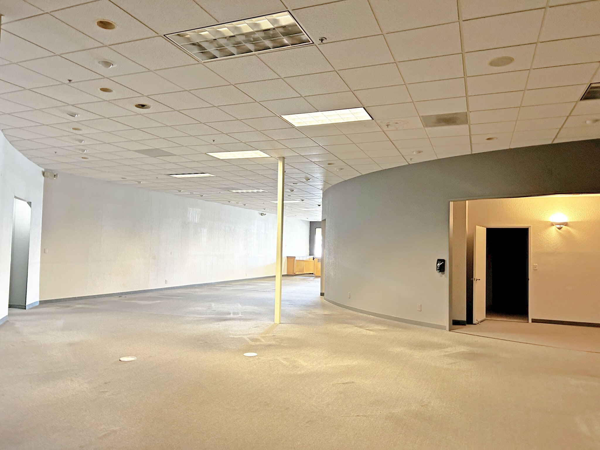 1105-1181 Yulupa Ave, Santa Rosa, CA à louer Photo intérieure– Image 1 sur 8