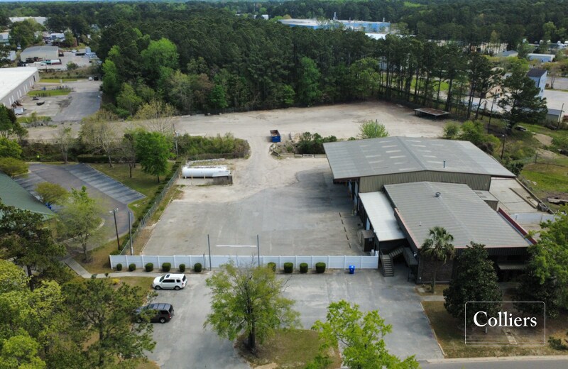 3265 Associate Dr, North Charleston, SC à louer - Photo de l’immeuble – Image 3 sur 13