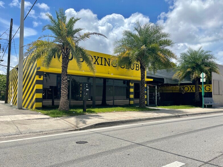 4940 NW 7th Ave, Miami, FL à vendre - Photo de l’immeuble – Image 2 sur 10