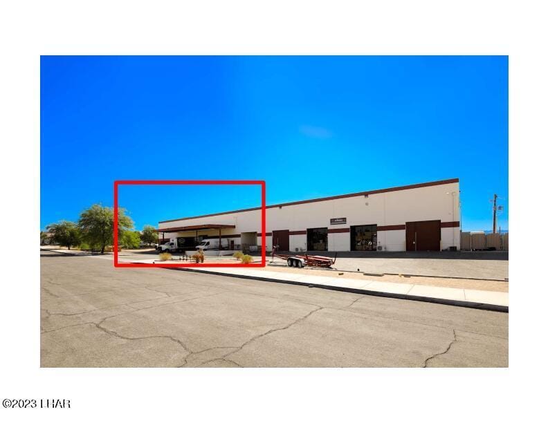 1105 Aviation Dr, Lake Havasu City, AZ à louer Photo de l’immeuble– Image 1 sur 26