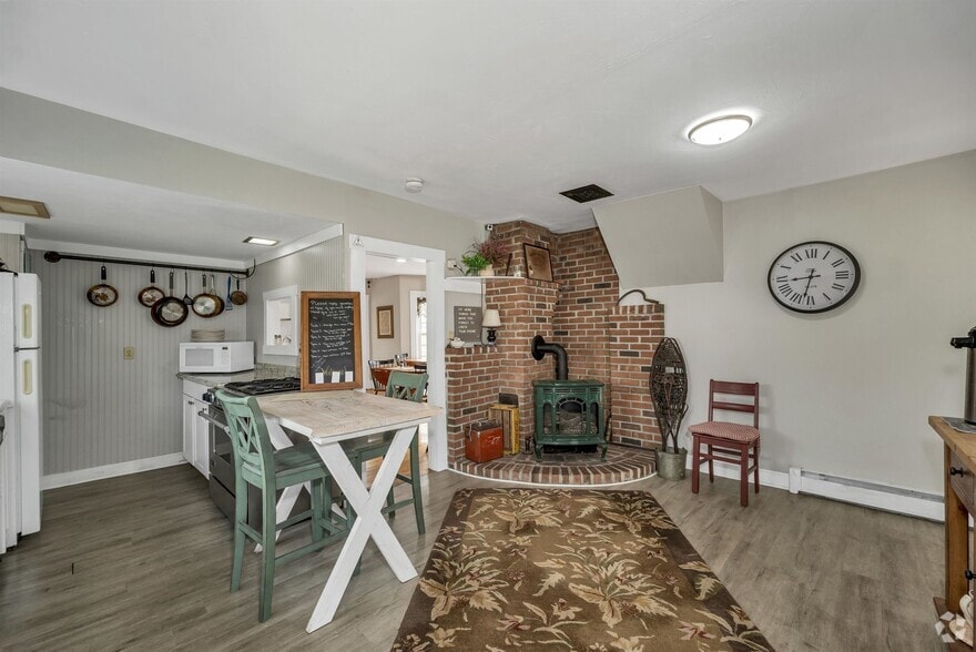 1354 NH Route 175, Campton, NH à vendre - Photo intérieure – Image 3 sur 14