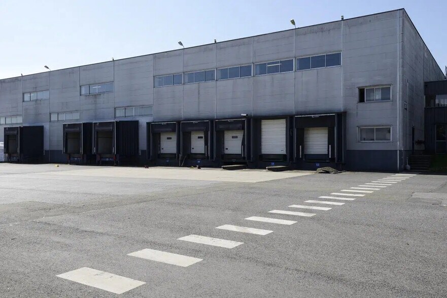 Industriel/Logistique dans Marly-la-Ville à louer - Photo de l’immeuble – Image 1 sur 40