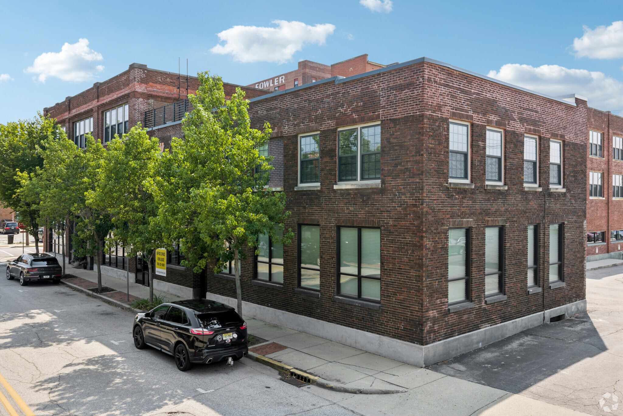 300 N 5th St, Lafayette, IN à louer Photo de l’immeuble– Image 1 sur 23