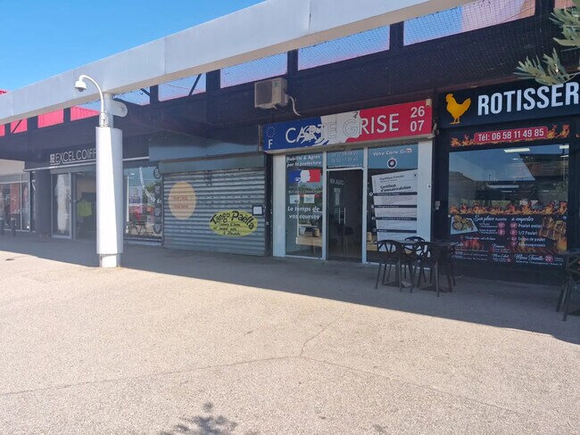 Plus de détails pour 24 Avenue John Fitzgerald Kennedy, Montélimar - Local commercial à louer