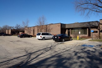 Plus de détails pour 245 W Roosevelt Rd, West Chicago, IL - Bureau, Industriel/Logistique à louer