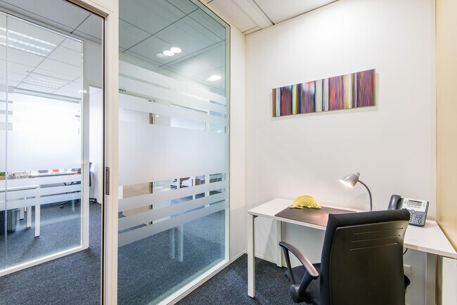 Plus de détails pour 201 Rue Carnot, Fontenay-sous-Bois - Coworking à louer