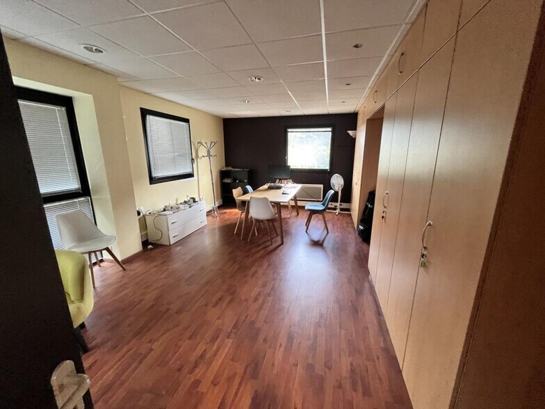 Bureau dans Bruz à vendre - Photo intérieure – Image 3 sur 12