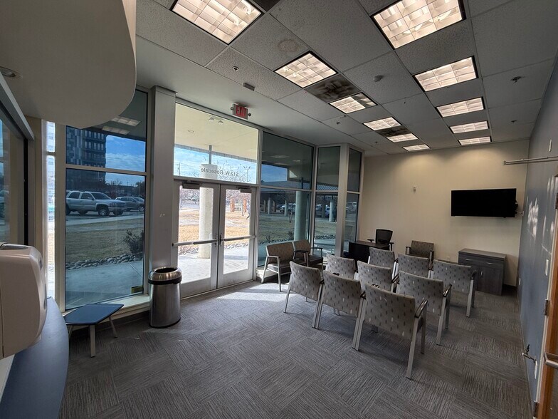 1024 W Rosedale St, Fort Worth, TX à louer - Photo de l’immeuble – Image 3 sur 27