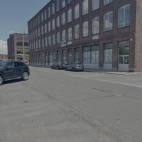 200-218 Race St, Holyoke MA - Local industriel/logistique