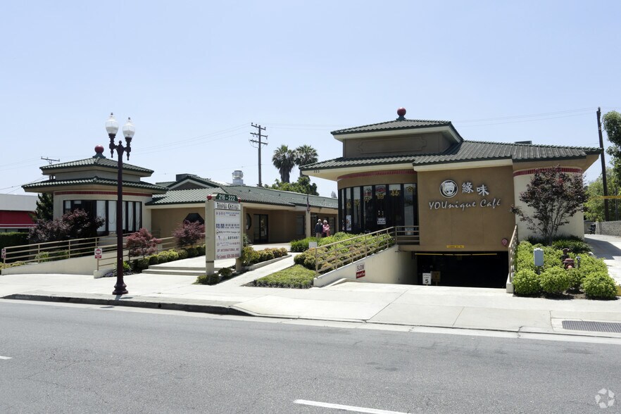 216-222 W Garvey Ave, Monterey Park, CA à louer - Photo de l’immeuble – Image 2 sur 3