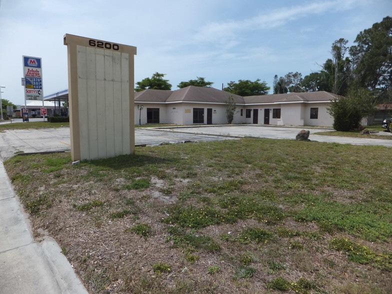 6200 S Tamiami Trl, Sarasota, FL à vendre - Photo de l’immeuble – Image 3 sur 6