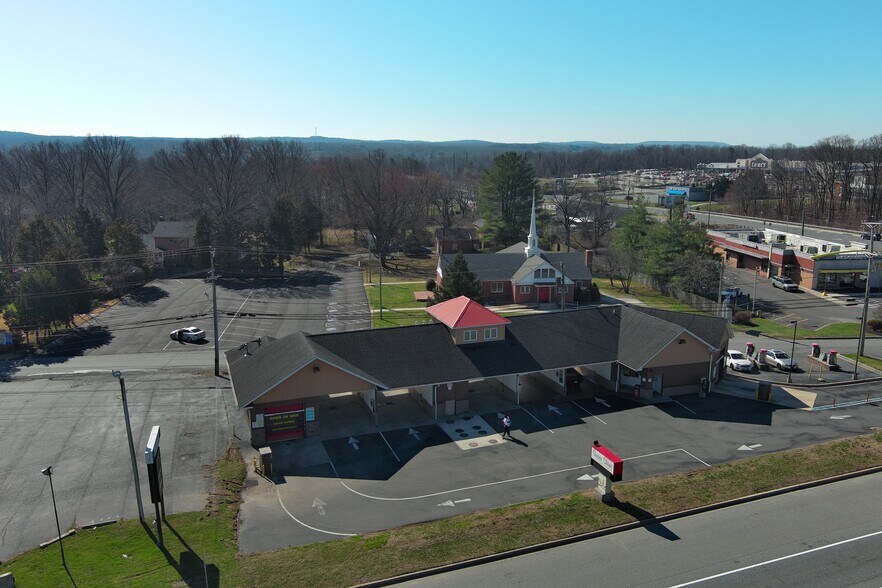 2376 Pulaski Hwy, North East, MD à vendre - Photo de l’immeuble – Image 2 sur 7