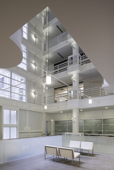 1150 18th St NW, Washington, DC à louer - Hall d’entrée – Image 2 sur 12