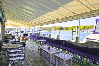 Plus de détails pour 6 Tepee St, Hampton Bays, NY - Local commercial à louer