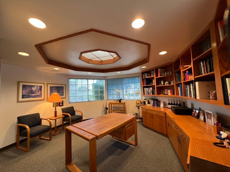 10850 Baroque Ln, San Diego, CA à vendre - Photo de l’immeuble – Image 3 sur 8