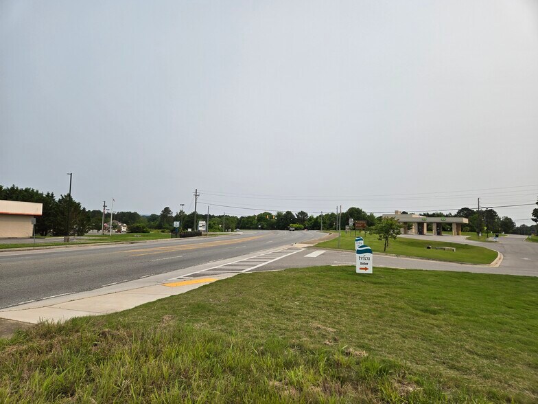 6997 Hwy 27, Chickamauga, GA à vendre - Photo de l’immeuble – Image 1 sur 10