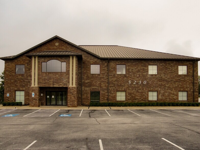 5230 Willow Creek Dr, Springdale, AR à louer - Photo de l’immeuble – Image 2 sur 9