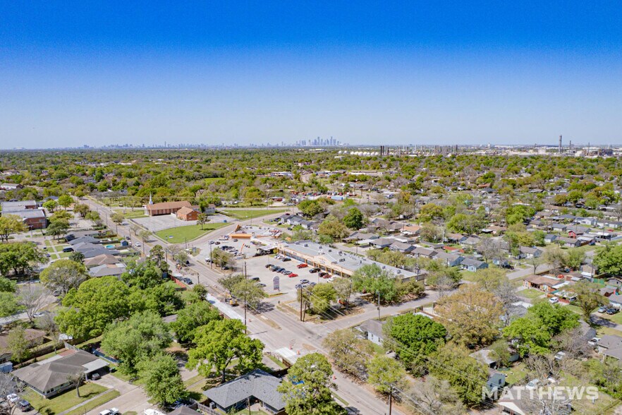 5455 Allendale Rd, Houston, TX à vendre - Photo de l’immeuble – Image 2 sur 3