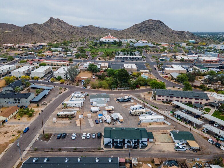 2015 E Eugie Ter, Phoenix, AZ à vendre - Photo de l’immeuble – Image 2 sur 4