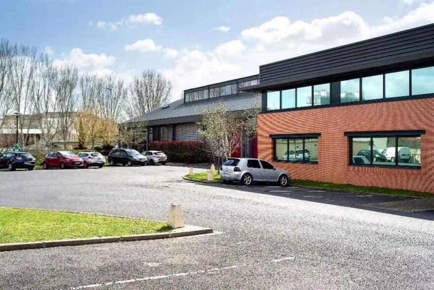 70 Rue Ambroise Croizat, Saint-Denis à louer - Photo de l’immeuble – Image 1 sur 4