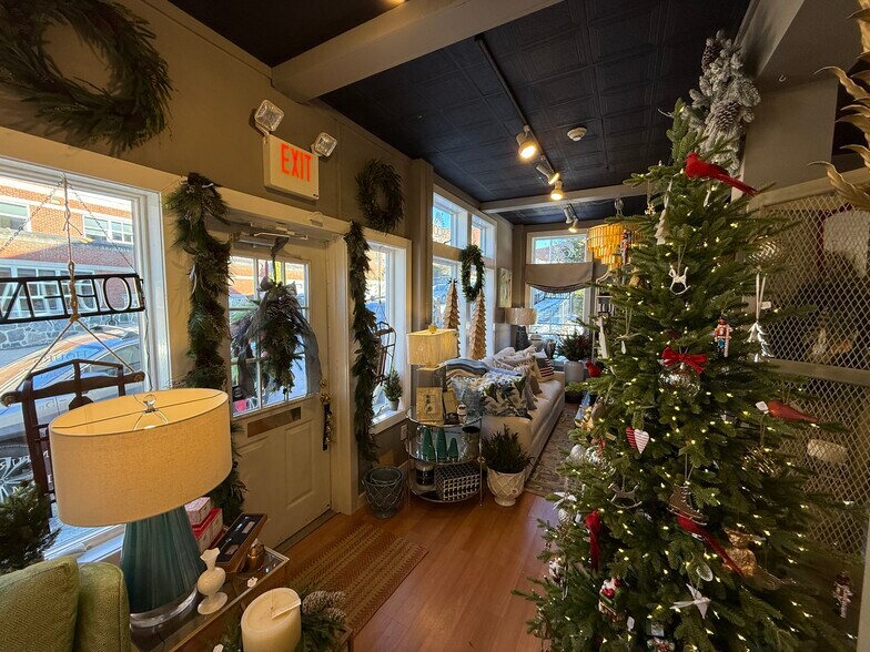 8-10 Essex St, Andover, MA à louer - Photo intérieure – Image 2 sur 24