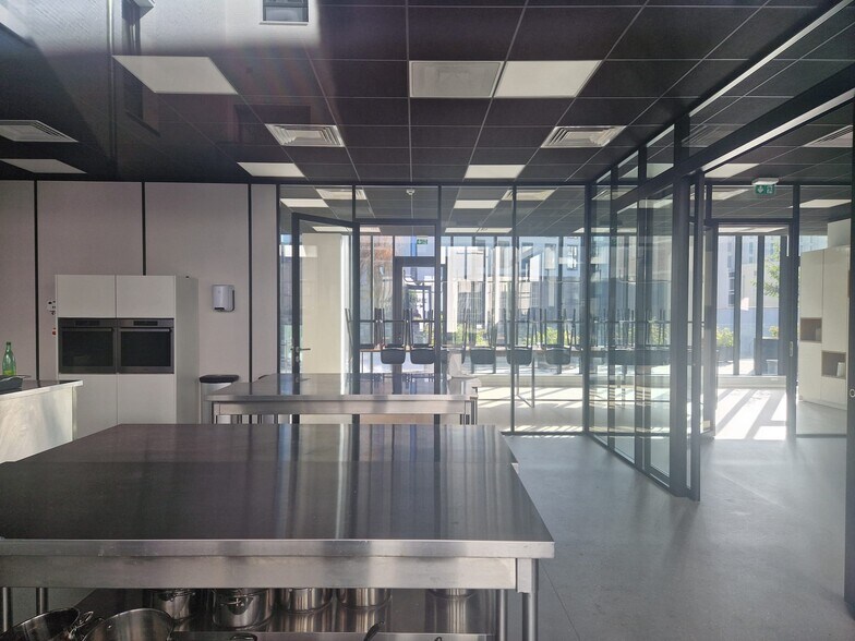 Local commercial dans Arras à louer - Photo de l’immeuble – Image 3 sur 6