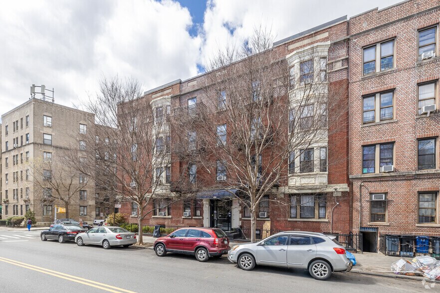 2101-2109 Foster Ave, Brooklyn, NY à vendre - Photo de l’immeuble – Image 3 sur 7