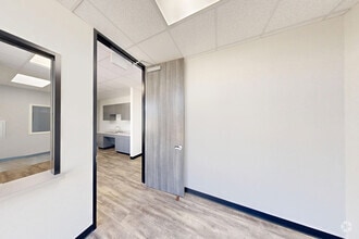 2323 S Houston Ave, Humble, TX à louer Numérisation 3D Matterport– Image 1 sur 1