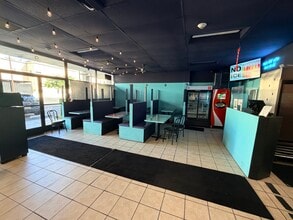 1253 Vine St, Los Angeles, CA à louer Photo intérieure– Image 2 sur 17