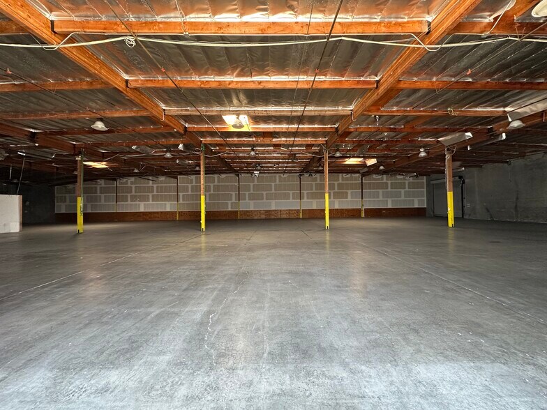 3070 Skyway Dr, Santa Maria, CA à louer - Photo de l’immeuble – Image 2 sur 13