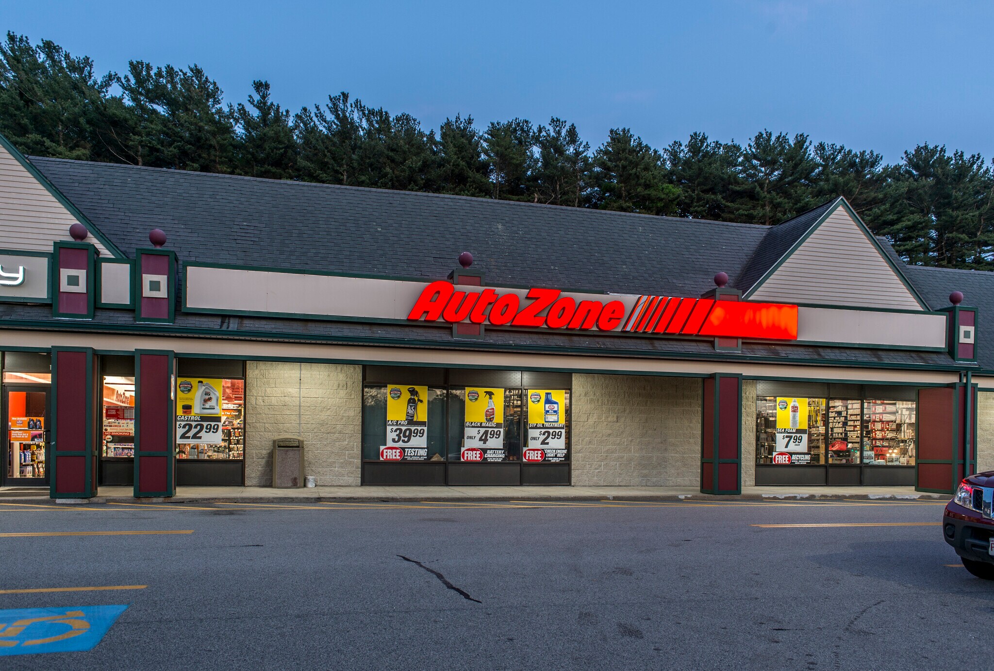 187 Summer St, Kingston, MA à louer Photo de l’immeuble– Image 1 sur 6