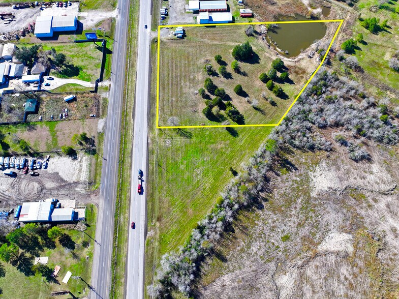 4.83 acres SH 19, Huntsville, TX à vendre - Photo de l’immeuble – Image 2 sur 13