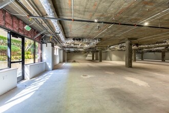 1201 Alhambra Blvd, Sacramento, CA à louer Photo intérieure– Image 2 sur 4