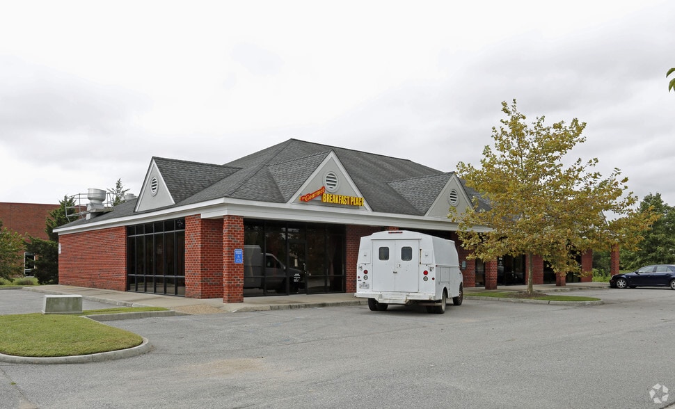 838 N Old George Washington Hwy, Chesapeake, VA à louer - Photo principale – Image 2 sur 8