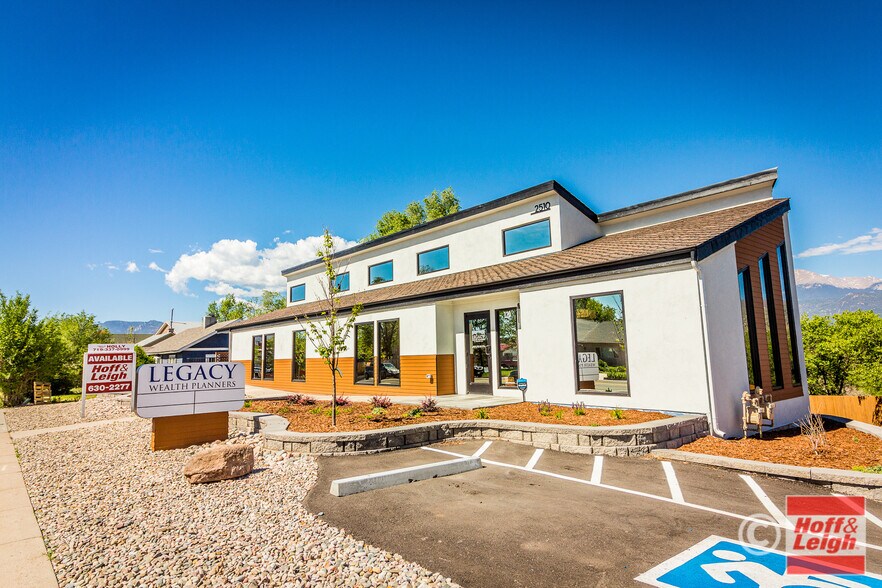 2510-2512 N Cascade Ave, Colorado Springs, CO à louer - Photo principale – Image 1 sur 3