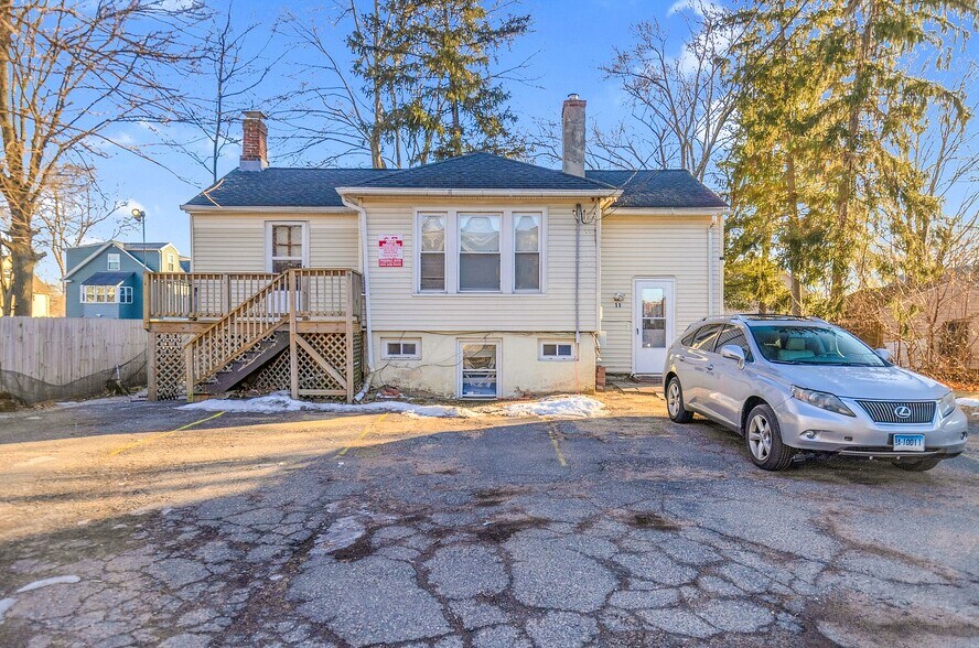 39-41 Central Ave, East Hartford, CT à vendre - Photo de l’immeuble – Image 2 sur 9