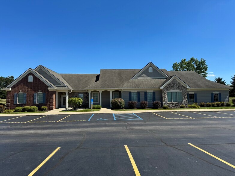 12820 Coldwater Rd, Fort Wayne, IN à vendre - Photo de l’immeuble – Image 2 sur 16