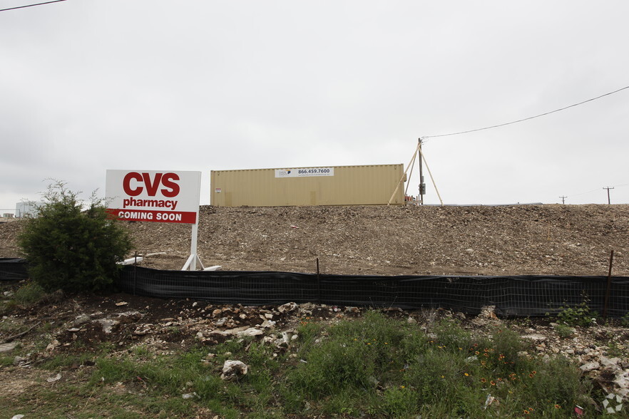 2502 Marshall Rd, San Antonio, TX à louer - Photo principale – Image 1 sur 3