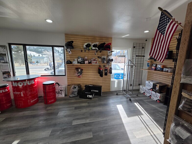 335 E Park Ave, Empire, CO à louer - Photo intérieure – Image 3 sur 5