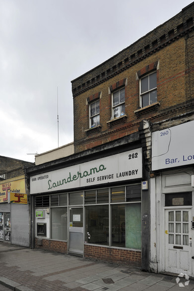 262 Brixton Rd, Londres à vendre - Photo principale – Image 1 sur 6