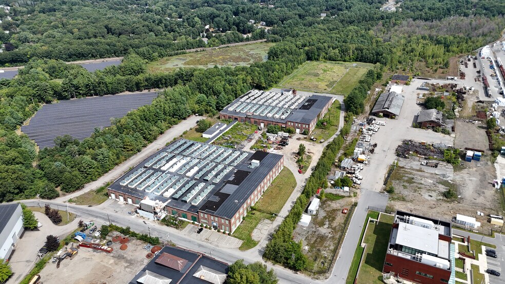 400 Iron Horse Park, North Billerica, MA à vendre - Photo de l’immeuble – Image 2 sur 11