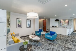 Plus de détails pour 11815 Fountain Way, Newport News, VA - Coworking à louer